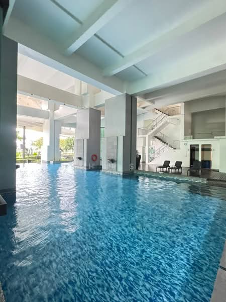 Servis Apartment untuk Dijual di Sky Peak Residences - John Sia - Pool - PropertyGuru.com.my