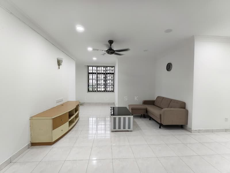 Datin Halimah Condominium untuk Untuk Dijual - RM 398,000, Mac 2026 - Living Room - PropertyGuru.com.my