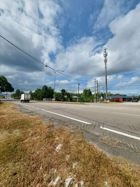 Agricultural Land for Sale in Kampung Batu 4 (Kota Tinggi) - Christine Cham - Exterior - PropertyGuru.com.my