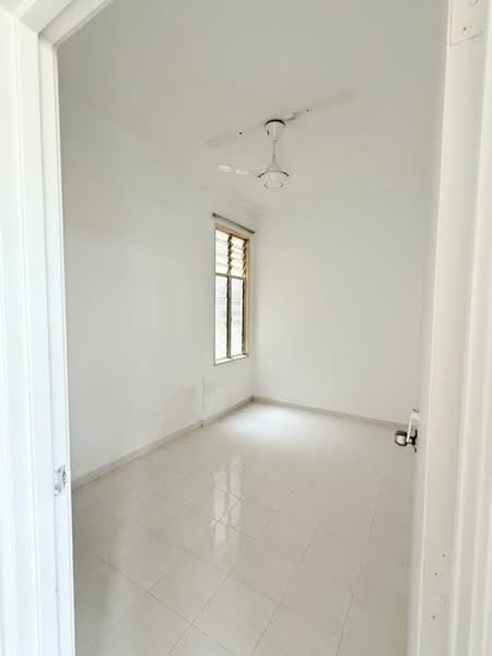 Rumah Flat untuk Disewa di Sri Begonia - Joanne Wong - Interior - PropertyGuru.com.my