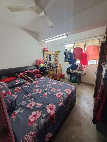 Flat for Sale at Taman Ampang Mewah - Remy Lim - Bedroom - PropertyGuru.com.my