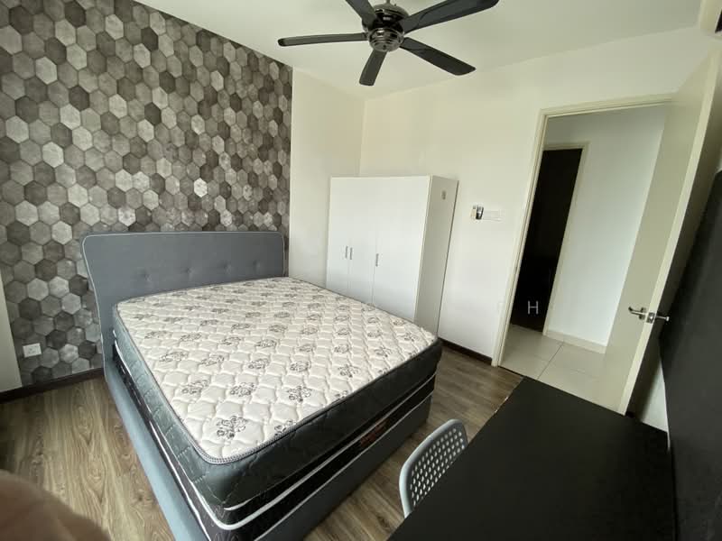 Kondominium untuk Dijual di Cristal Serin Residence - Cecilia Beh - Bedroom - PropertyGuru.com.my