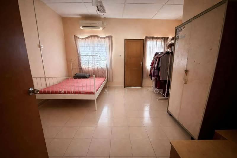 2-storey Terraced House for Sale in Lahat (Perak) - Michael Loh - PropertyGuru.com.my