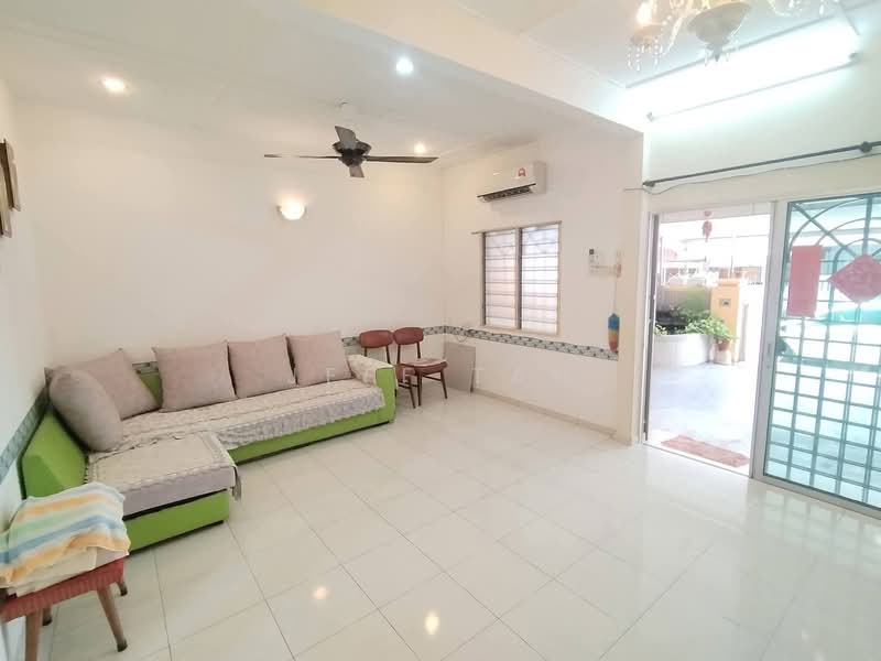 1-storey Terraced House for Sale in Seri Margosa (Ipoh) - Jeff Tan - Living Room - PropertyGuru.com.my