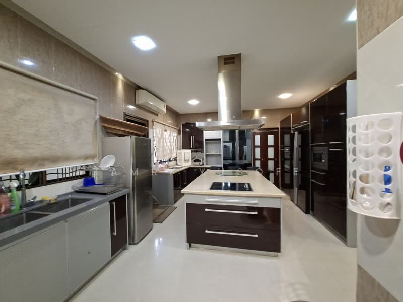 D'Villa Bandar Sunway Semenyih untuk Untuk Dijual - RM 1,390,000, Mac 2026 - Kitchen - PropertyGuru.com.my