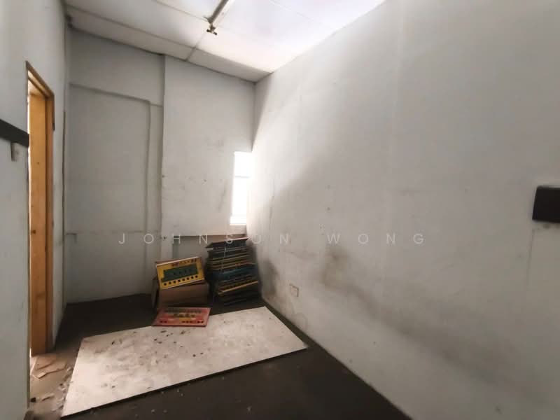 Factory for Rent in Taman Tan Sri Yaacob (Johor Bahru) - Johnson Wong - Interior - PropertyGuru.com.my