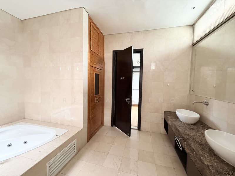 The Residence untuk Untuk Dijual - RM 13,000,000, Mac 2026 - Master Bath - PropertyGuru.com.my