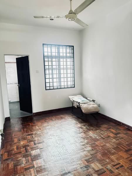 1.5-storey Terraced House for Rent in Bandar Seri Alam (Masai) - Max Lam - Interior - PropertyGuru.com.my