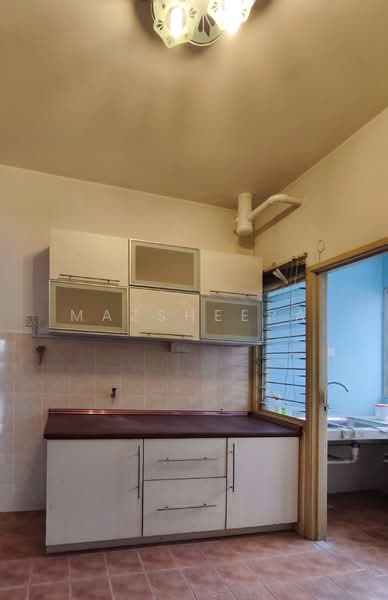 Apartment for Rent at Bougainvilla - Mazsheera . - Kitchen - PropertyGuru.com.my