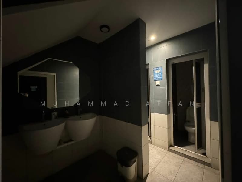 Hotel / Resort for Rent in Bukit Bintang (KL City Centre) - Muhammad Affan - Bathroom - PropertyGuru.com.my