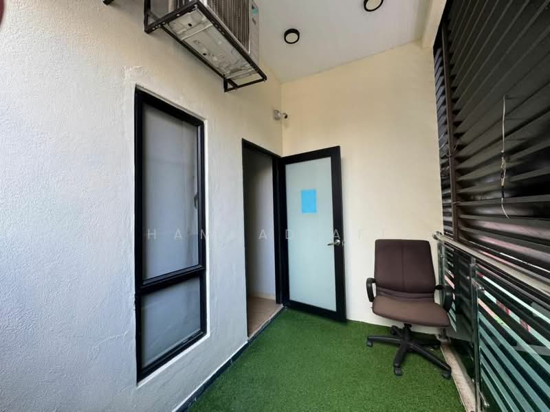 Hotel / Resort for Rent in Bukit Bintang (KL City Centre) - Muhammad Affan - Balcony - PropertyGuru.com.my