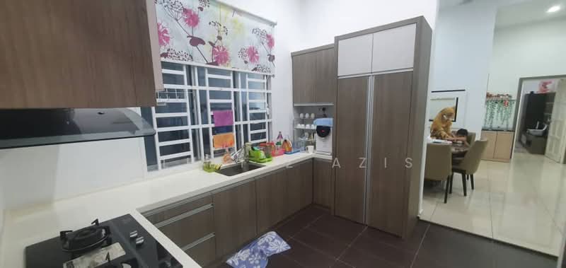 Taman Cempaka Selatan untuk Untuk Dijual - RM 430,000, Mac 2026 - Kitchen - PropertyGuru.com.my