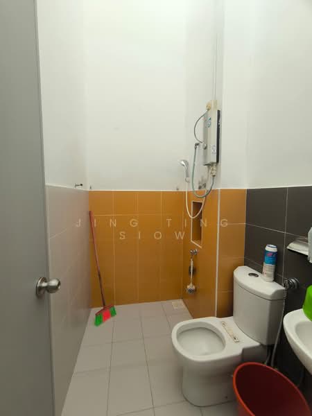 BUKIT INDAH BANDAR NUSAJAYA untuk Untuk Dijual - RM 950,000, Mac 2026 - Bathroom - PropertyGuru.com.my