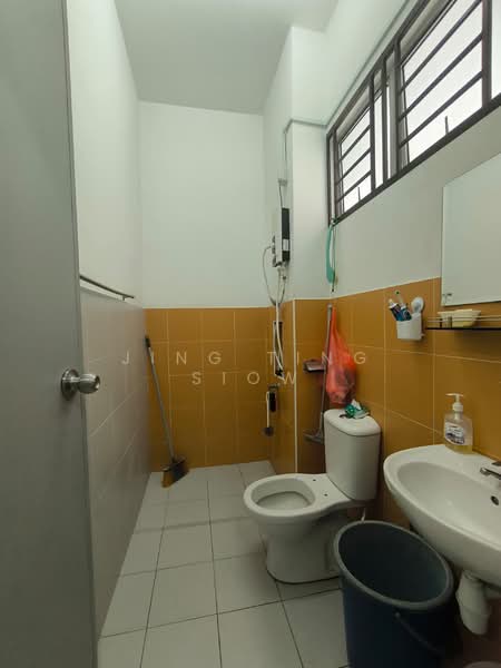 BUKIT INDAH BANDAR NUSAJAYA untuk Untuk Dijual - RM 950,000, Mac 2026 - Bathroom - PropertyGuru.com.my