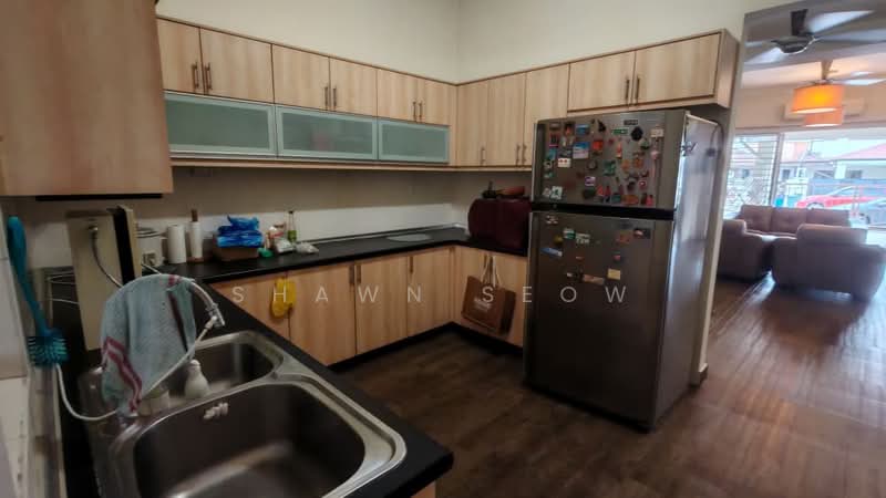 Terraced House for Sale in Kota Kemuning (Shah Alam) - Shawn Seow - Kitchen - PropertyGuru.com.my