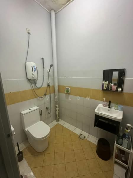 Sri Impian Apartment untuk Untuk Dijual - RM 268,000, Mac 2026 - Bathroom - PropertyGuru.com.my