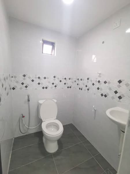 2-storey Terraced House for Sale in Bandar Seri Alam (Masai) - Jason Sim - Bathroom - PropertyGuru.com.my