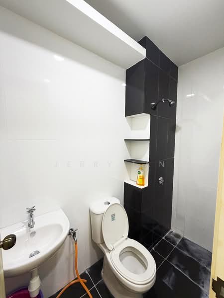 Condominium for Rent at The Clovers - Jerry Tan - Bathroom - PropertyGuru.com.my