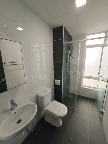 Condominium for Sale at The Majestic - Chea Chea Lim - Bathroom - PropertyGuru.com.my