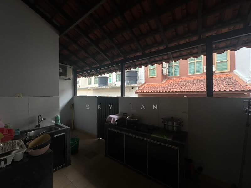 Taman Molek Grove 2 Storey Terrace Super Link 24x80 Gated - 4