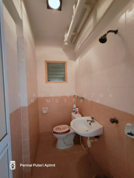 Pangsapuri Permai Puteri untuk Untuk Dijual - RM 290,000, Mac 2026 - Bathroom - PropertyGuru.com.my
