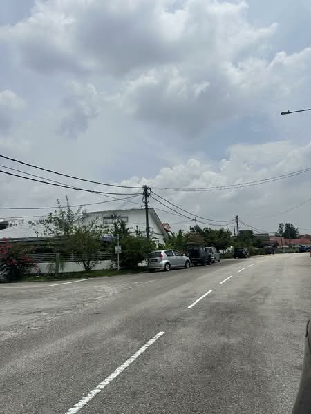 Rumah Teres 1 Tingkat untuk Dijual di Taman Bukit Maluri (Kepong) - Eason Tan - Exterior - PropertyGuru.com.my