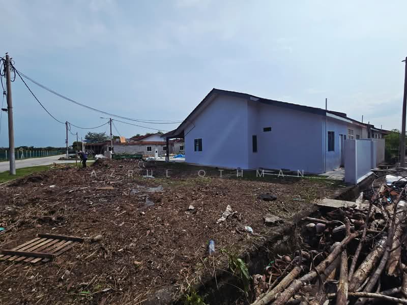 1-storey Terraced House for Sale in Rantau (Negeri Sembilan) - Azrul Othman - PropertyGuru.com.my
