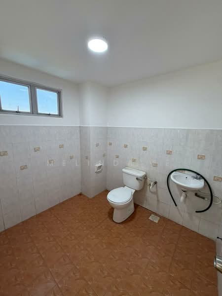 Dwi Mahkota untuk Untuk Dijual - RM 388,000, Mac 2026 - Bathroom - PropertyGuru.com.my