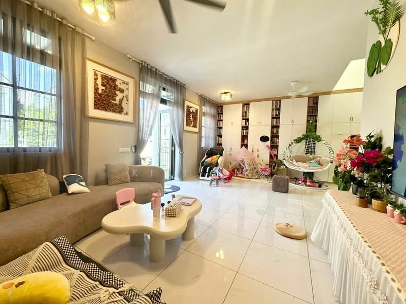 2.5-storey Terraced House for Sale in Iskandar Puteri (Nusajaya) (Johor) - Kiki Ong - Living Room - PropertyGuru.com.my