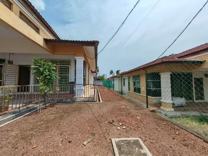 Semi-Detached House for Sale in Taman Rembia Perkasa (Rembia) - Yu Chuan Yau - Exterior - PropertyGuru.com.my