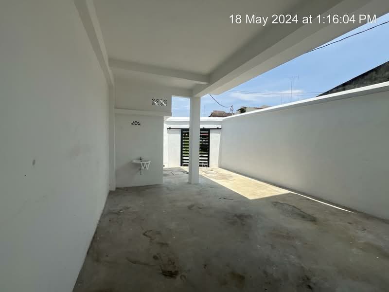 Shop for Rent in Melaka City (Melaka) - Woon . - Exterior - PropertyGuru.com.my