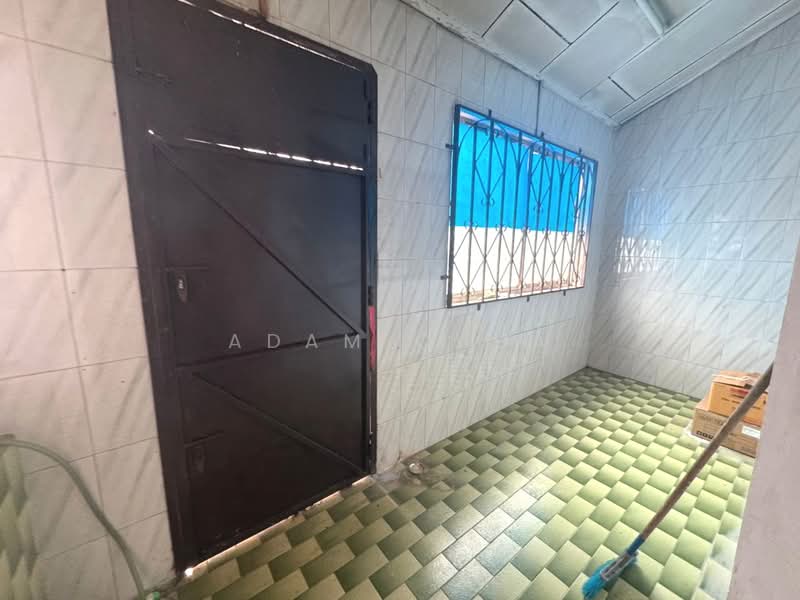 1-storey Terraced House for Sale in Taman Perling (Perling) - Adam Chua - Interior - PropertyGuru.com.my