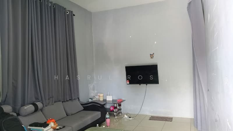 Taman Lurik Indah untuk Untuk Dijual - RM 360,000, Mac 2026 - Living Room - PropertyGuru.com.my