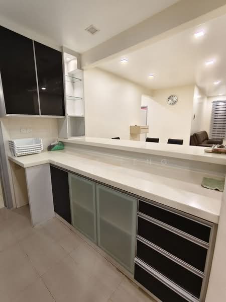 Condominium for Rent at Atmosfera Kondominium - Yoke Leng Sew - Kitchen - PropertyGuru.com.my
