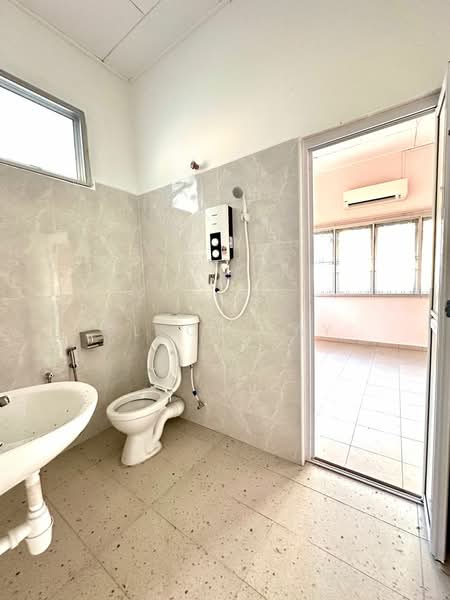 Semi-Detached House for Sale in Melaka City (Melaka) - Elson Tay - Bathroom - PropertyGuru.com.my