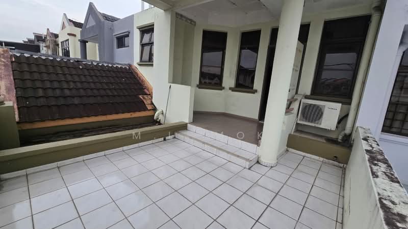 2-storey Terraced House for Sale in Taman Desa Cemerlang (Ulu Tiram) - M.L. Mok - Exterior - PropertyGuru.com.my