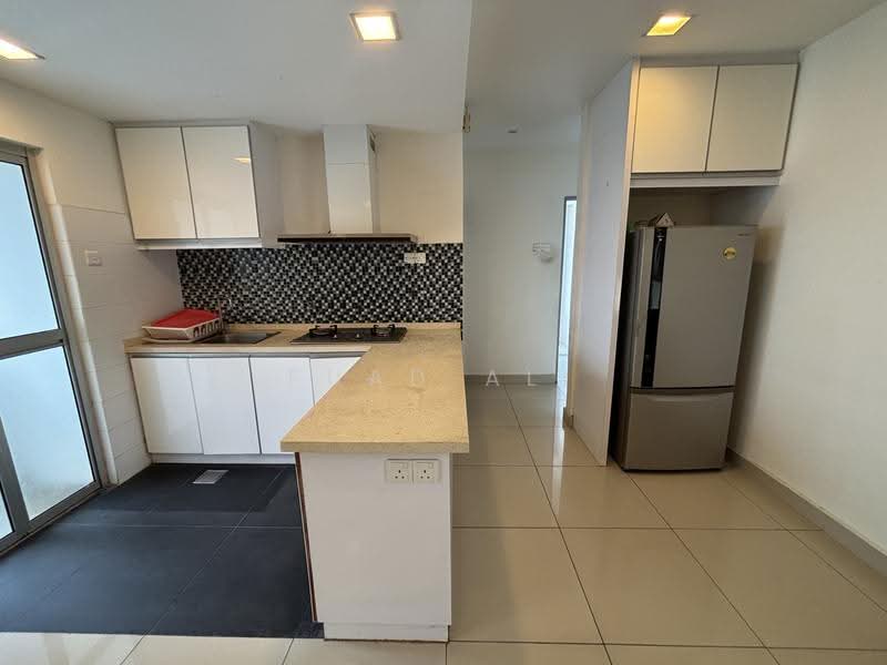 Service Residence for Rent at Domain 5 @ NeoCyber - Fuad Ali - Kitchen - PropertyGuru.com.my