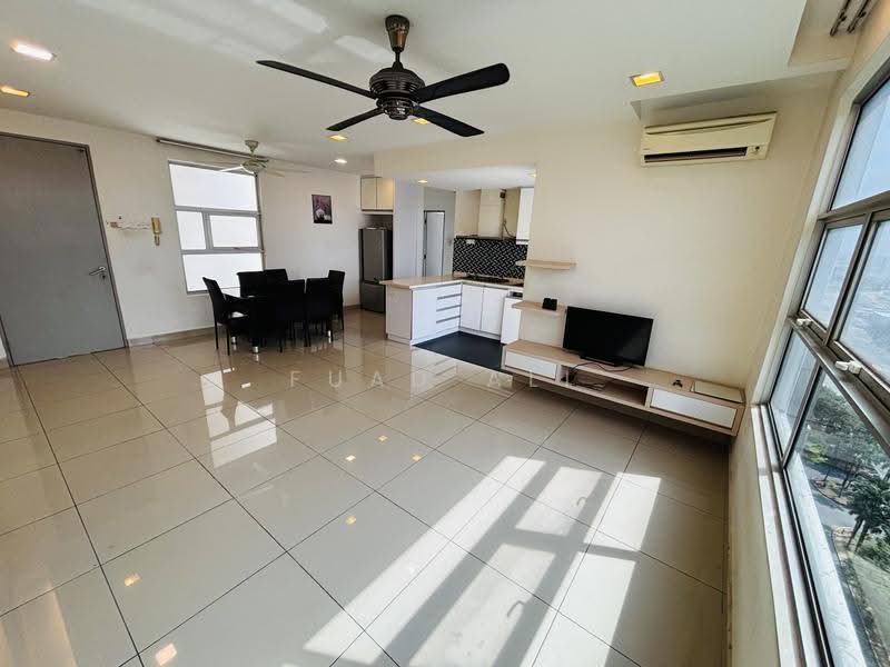 Kediaman Servis untuk Disewa di Domain 5 @ NeoCyber - Fuad Ali - Living Room - PropertyGuru.com.my