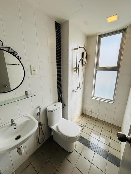 Kediaman Servis untuk Disewa di Domain 5 @ NeoCyber - Fuad Ali - Bathroom - PropertyGuru.com.my