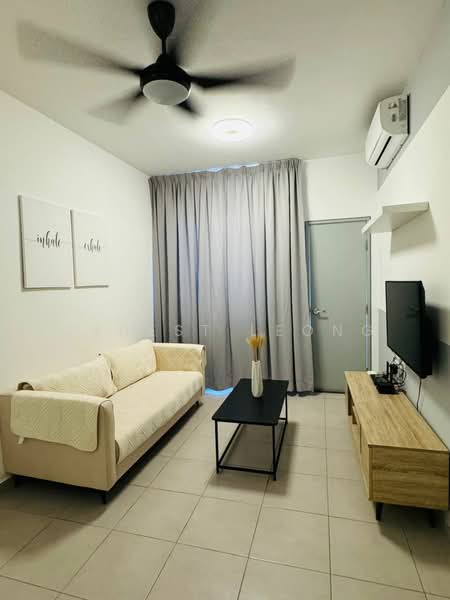 Tangerine Suites untuk Untuk Disewa - RM 1,450 /bulan, Mac 2026 - Living Room - PropertyGuru.com.my