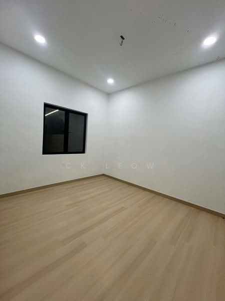 Single storey house for sale at bukit mutiara ulu tiram untuk Untuk Dijual - RM 468,000, Mac 2026 - Interior - PropertyGuru.com.my