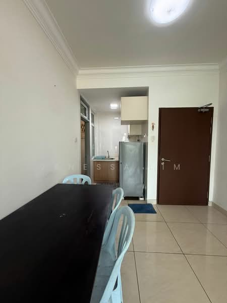 Service Residence for Rent at Pangsapuri Tanah Emas (Golden Sands) - Janessa Lim - Dining Room - PropertyGuru.com.my