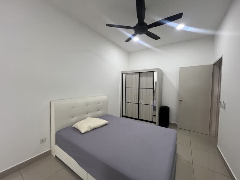 Rumah Teres 2 Tingkat untuk Dijual di Bandar Rimbayu (Telok Panglima Garang) - Miki You - Bedroom - PropertyGuru.com.my