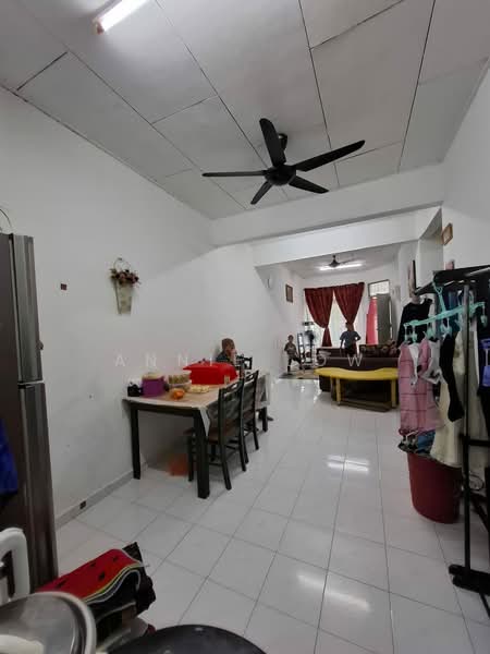 Pasir Gudang untuk Untuk Dijual - RM 340,000, Mac 2026 - Living Room - PropertyGuru.com.my