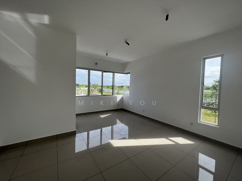 2-storey Terraced House for Sale in Bandar Rimbayu (Telok Panglima Garang) - Miki You - Living Room - PropertyGuru.com.my