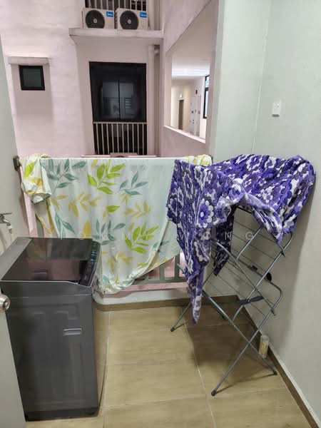 B11 Parkland Residence untuk Untuk Disewa - RM 1,800 /bulan, Mac 2026 - Balcony - PropertyGuru.com.my