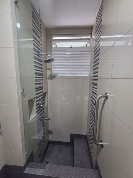 Tropez Residences untuk Untuk Disewa - RM 1,800 /bulan, Apr 2026 - Bathroom - PropertyGuru.com.my