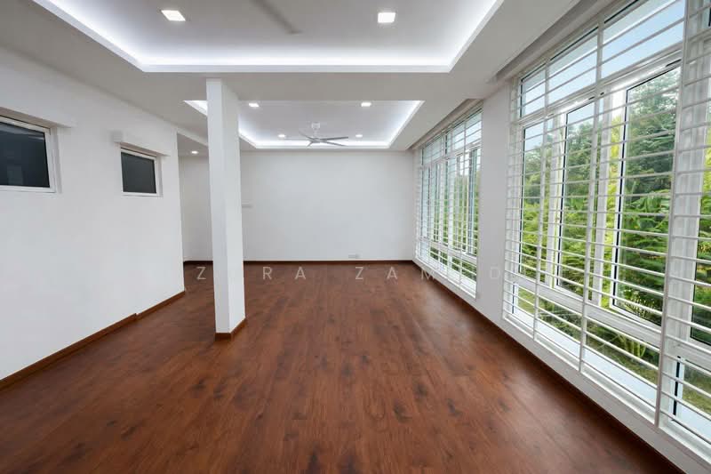 Rumah Berkembar untuk Dijual di Perdana Lakeview East (Cyberjaya) - Adzura Zamedin - Living Room - PropertyGuru.com.my