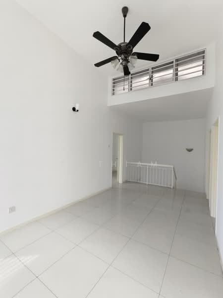 2-storey Terraced House for Sale in Kota Kemuning (Shah Alam) - SK Thiam - Living Room - PropertyGuru.com.my