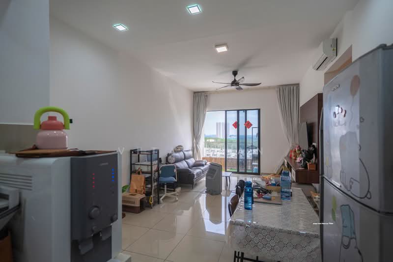 Zentro Residences Serviced Apartment untuk Untuk Dijual - RM 520,000, Mac 2026 - Living Room - PropertyGuru.com.my